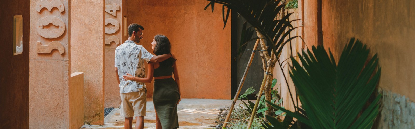 Tangkapan layar situs resmi Amora Ubud Boutique Villas